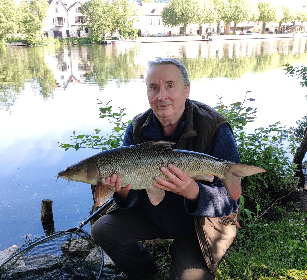 Barbel 8.2 lb.jpg