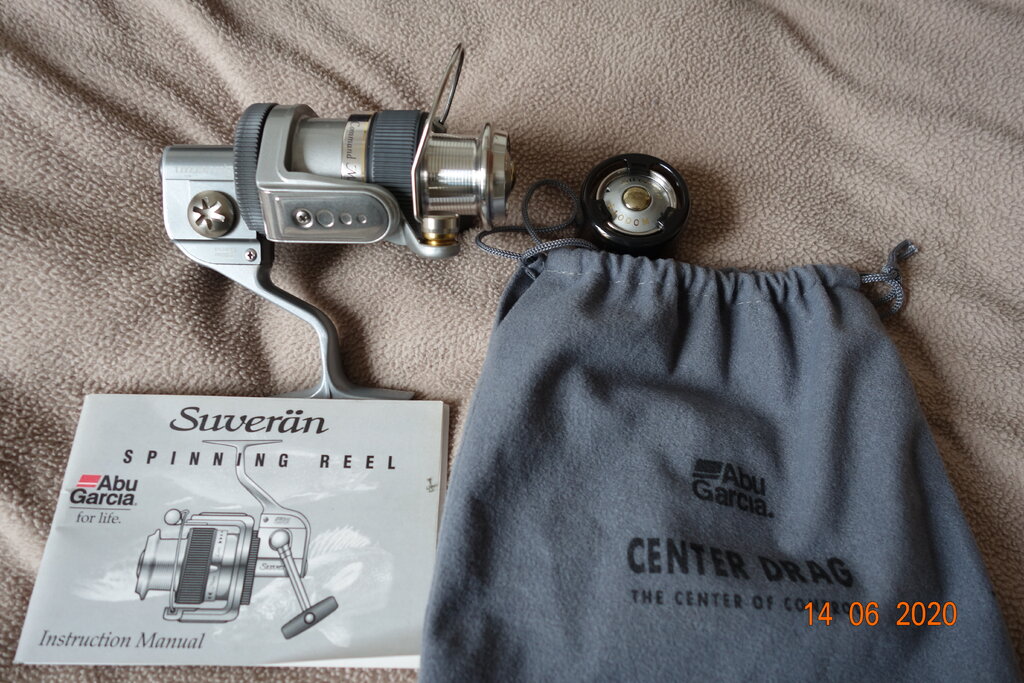 Two of Two ABU Suveran 2000 S Centre Drag reel
